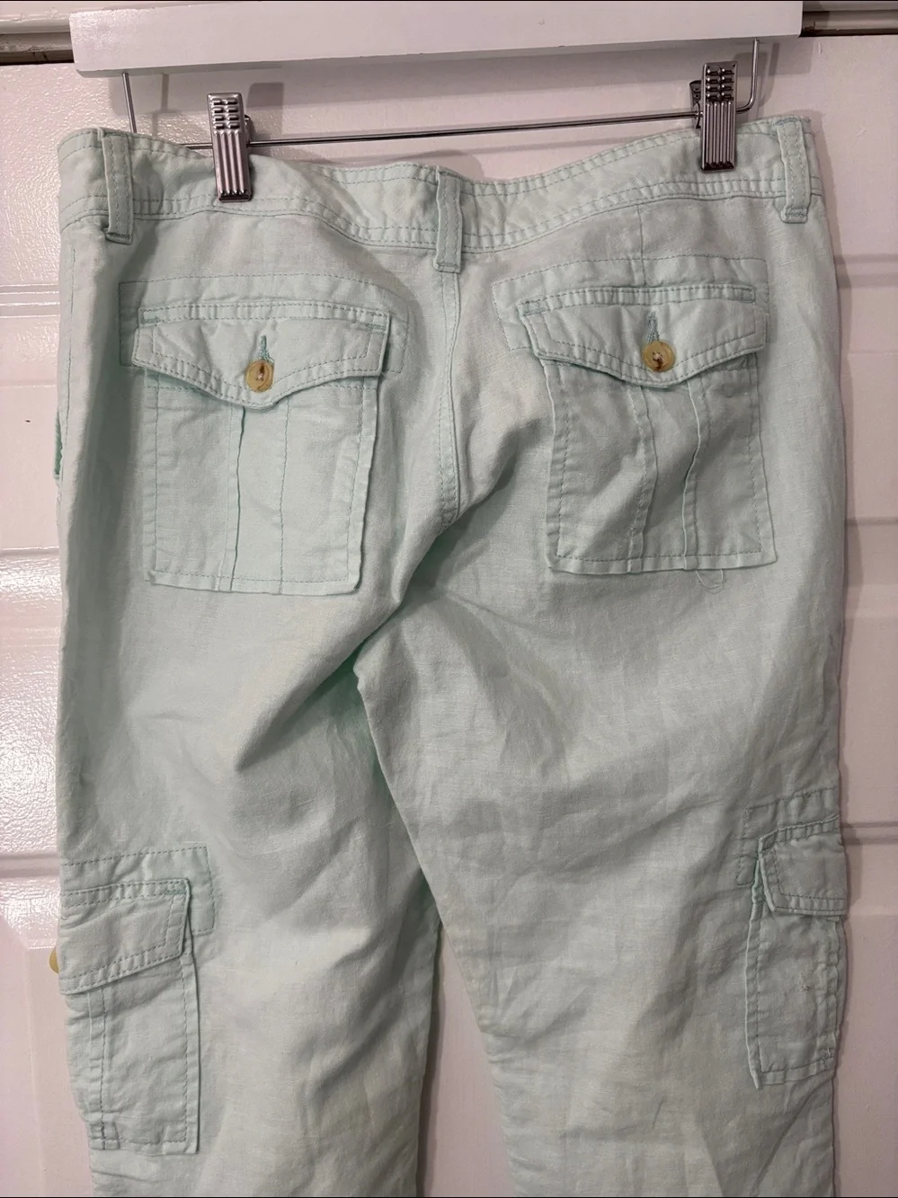 Banana Republic brand cropped pants Size 2. (Martin Fit)